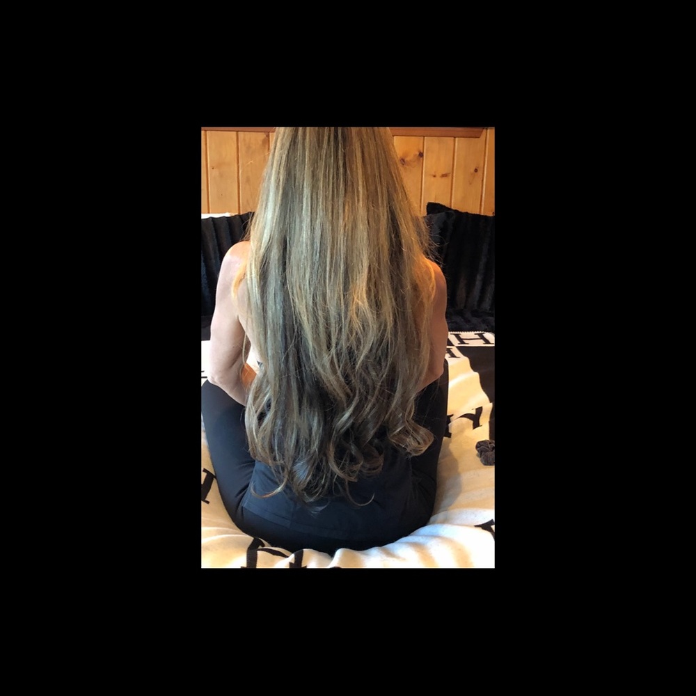 REMY HUMAN HAIR EXTENSIONS 22” 100GR U TIP KERATIN